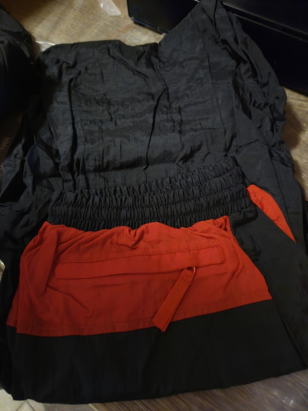 Unisex Black and Red Elastic Waist Rain Suit